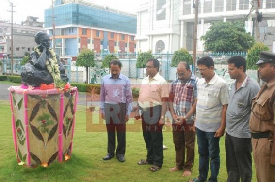 Nation remembers poet Sukanta on his Birth Anniversary Nation remembers poet Sukanta on his Birth Anniversary